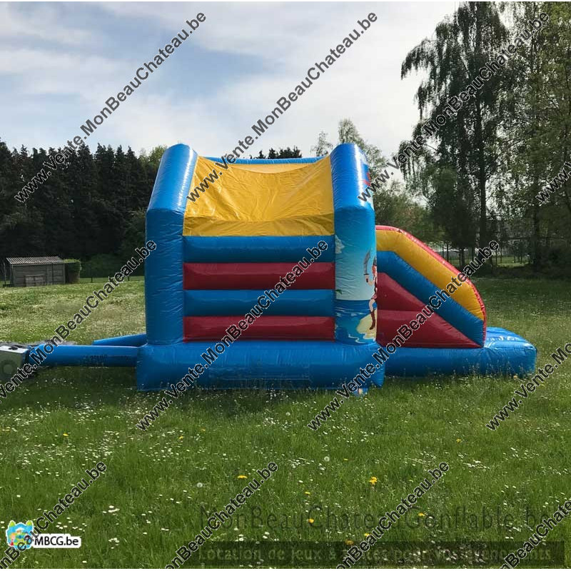 Le Château gonflable Combo Pirate couvert toboggan a vendre occasion