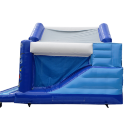 la château gonflable couvert Multifun Espace vue de coté