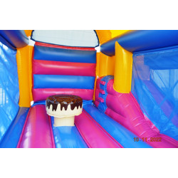 l'intérieur du château gonflable Multifun Candy