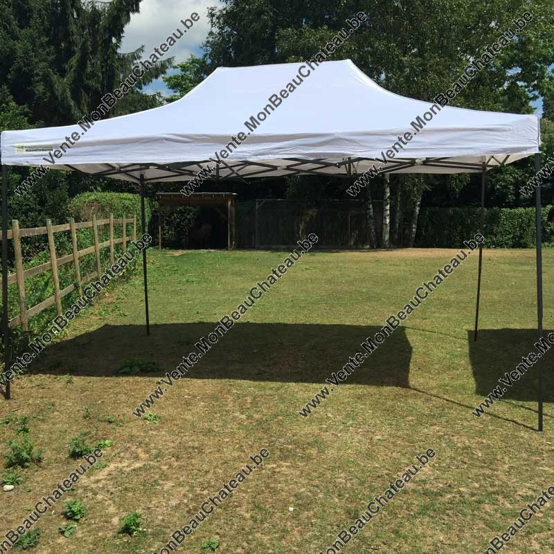 Tonnelle - 3m x 4,5m pliante Tonnelle - 3m x 4,5m pliante